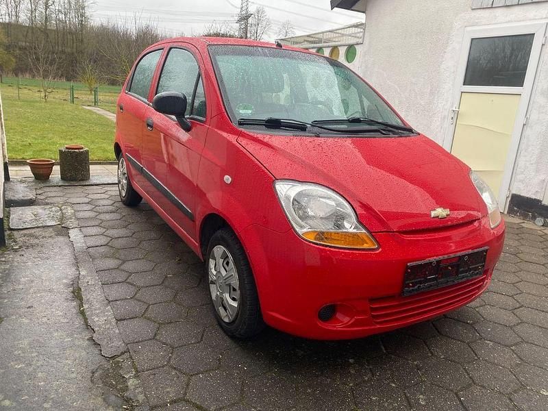 Gebraucht Chevrolet Matiz 52 PS (38 kW) 2010 Rot Kleinwagen