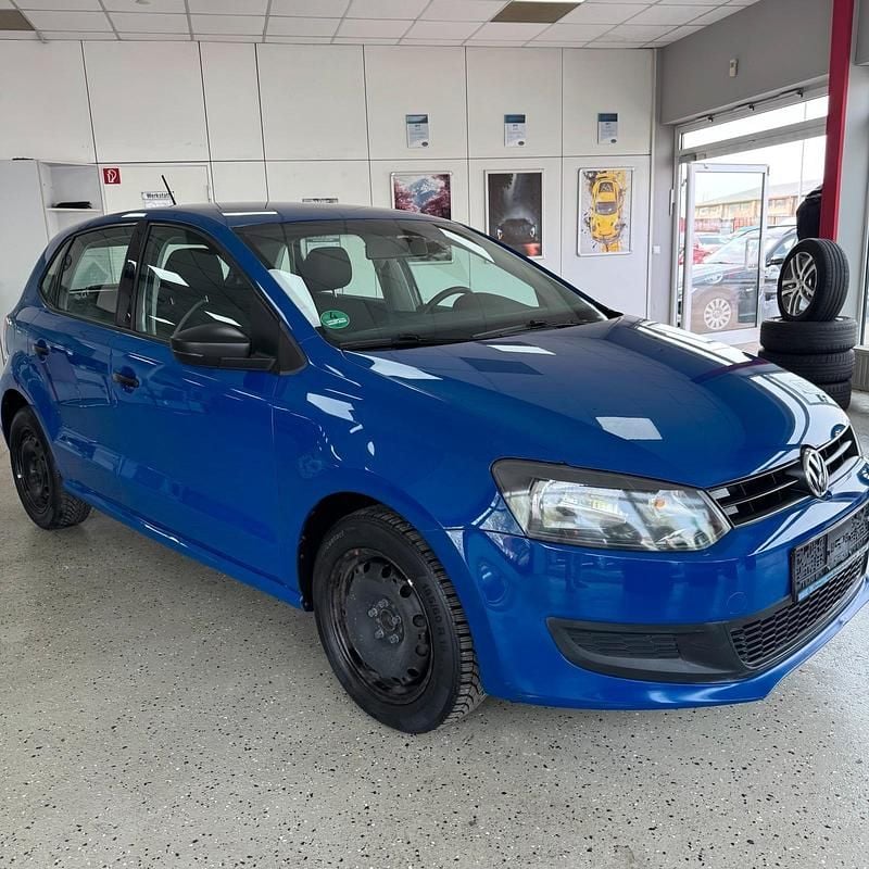 Second-hand VW Polo 70 CP (51 kW) 2010 Albastru Hatchback