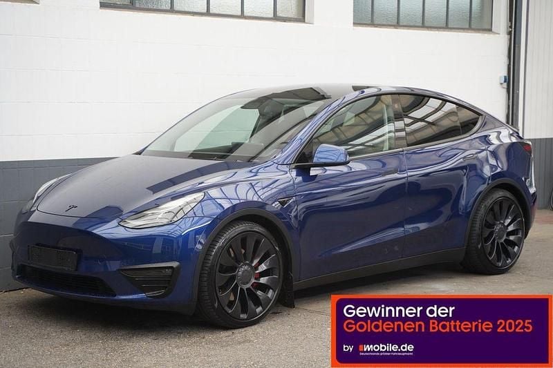Blau Gebraucht 2023 Tesla Model Y Performance SUV | 38.950 € (Guter Preis) - Bild 1/4