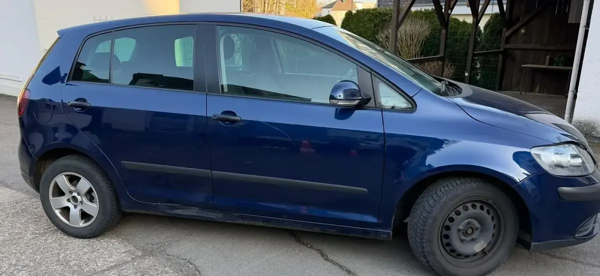 Gebraucht VW Golf IV 75 PS (55 kW) 2006 Blau Kleinwagen