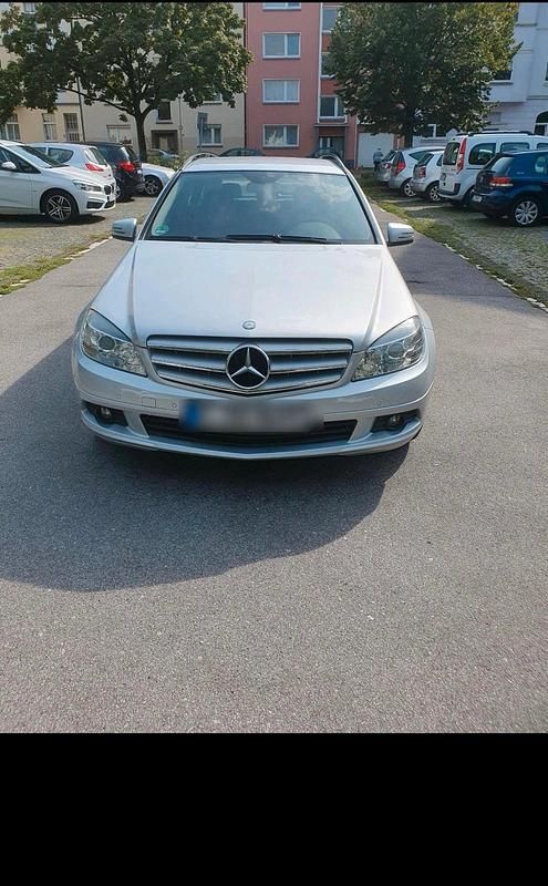 Silber Gebraucht 2010 Mercedes C200 Kombi | 6.500 € (Fairer Preis) - Bild 1/4
