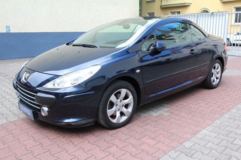 Blau Gebraucht 2007 Peugeot 307 CC Sport Cabrio | 3.490 € (Fairer Preis) - Bild 1/4
