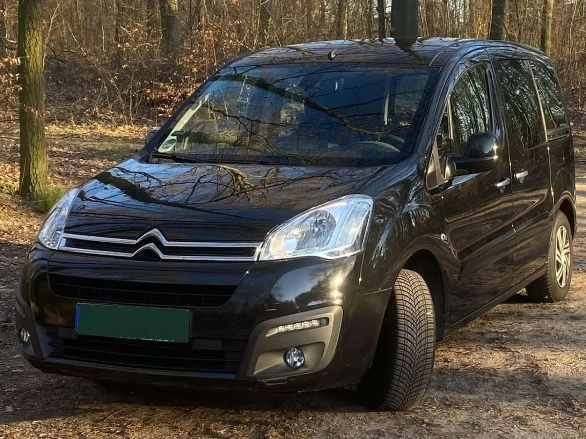 Gebraucht Citroën Berlingo 99 PS (72 kW) 2015 Schwarz Van / Kleinbus