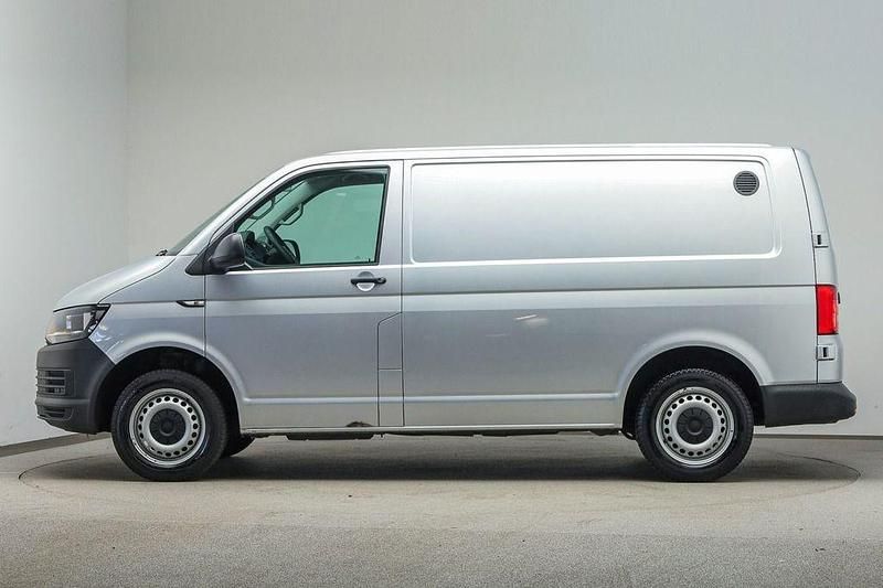 Gebraucht VW Transporter 114 PS (83 kW) 2019 Silber Van