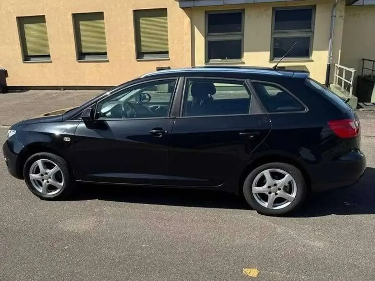 Gebraucht Seat Ibiza ST Style 90 PS (66 kW) 2011 Blau Kombi