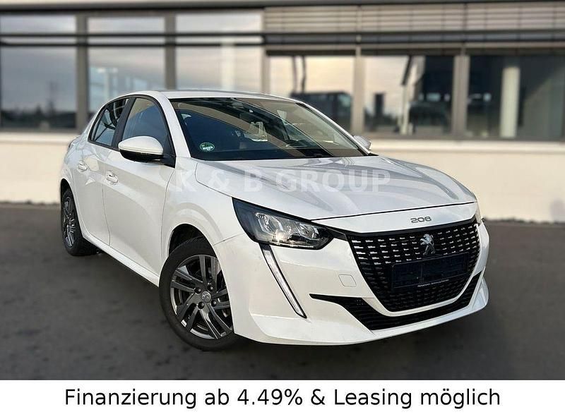 Gebraucht Peugeot 208 Active 101 PS (74 kW) 2021 Weiß Kleinwagen