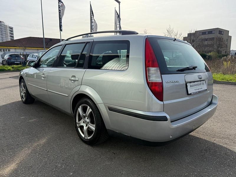 Gebraucht Ford Mondeo 146 PS (107 kW) 2002 Kombi