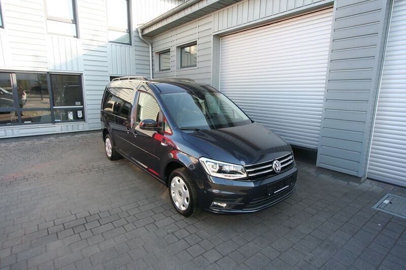 Blau Gebraucht 2019 VW Caddy Maxi Comfortline Van / Kleinbus | 23.790 € (Fairer Preis) - Bild 1/4