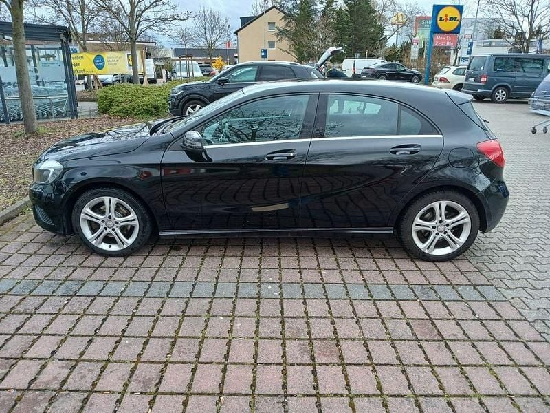 Gebraucht Mercedes A200 140 PS (102 kW) 2014 Schwarz Limousine