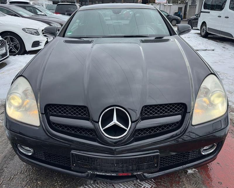 Gebraucht Mercedes SLK200 184 PS (135 kW) 2009 Schwarz Cabrio