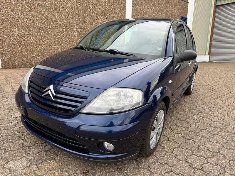 Blau Gebraucht 2004 Citroën C3 Exclusive Limousine | 3.199 € (Fairer Preis) - Bild 1/4