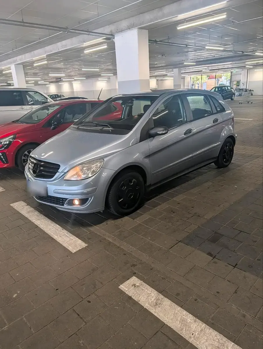 Gebraucht Mercedes B150 95 PS (69 kW) 2006 Blau Van / Kleinbus