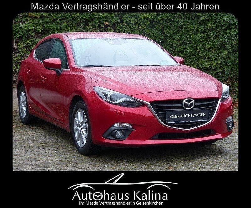 Soul red Gebraucht 2015 Mazda 3 Center-Line Limousine | 9.900 € (Guter Preis) - Bild 1/4