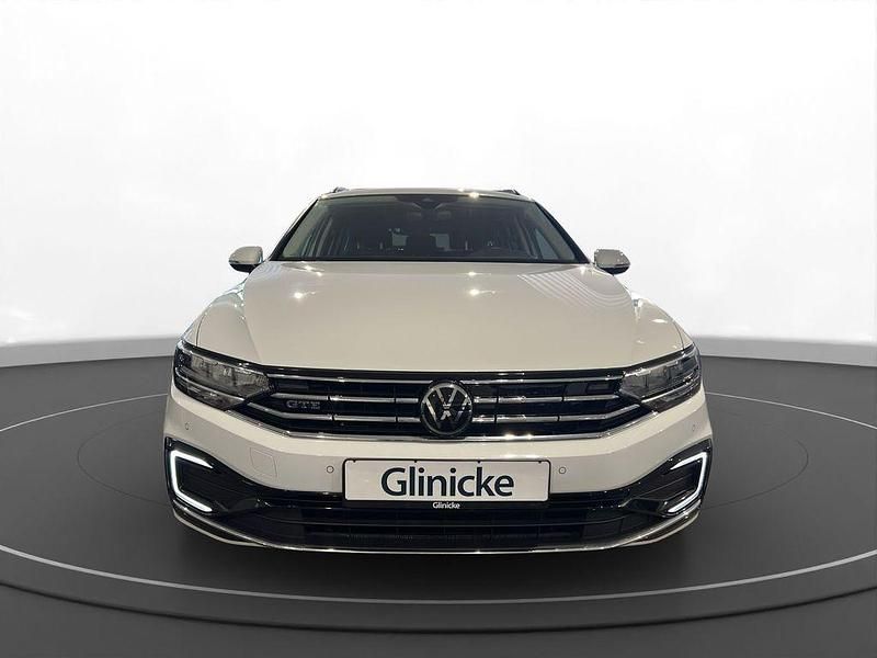 Gebraucht VW Passat GTE 218 PS (160 kW) 2022 Weiß Kombi