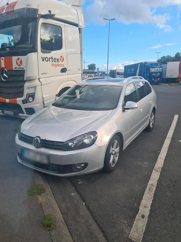 Silber Gebraucht 2009 VW Golf VI Kombi | 3.750 € (Guter Preis) - Bild 1/4