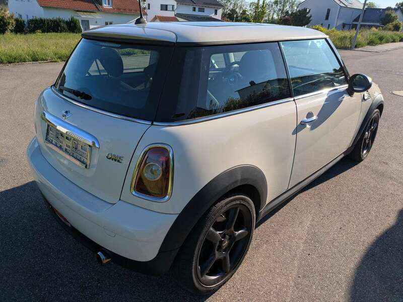 Gebraucht 2010 Mini ONE Kleinwagen | 2.999 € - Bild 1/4