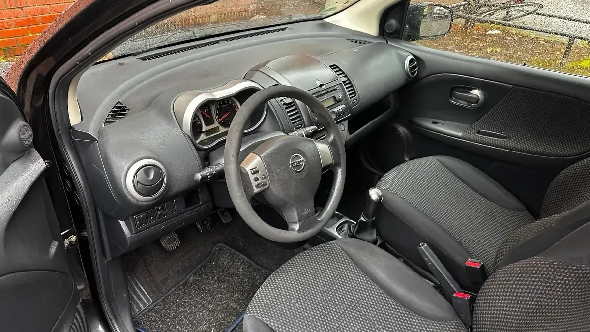 Gebraucht Nissan Note 101 PS (74 kW) 2006 Schwarz Kleinwagen