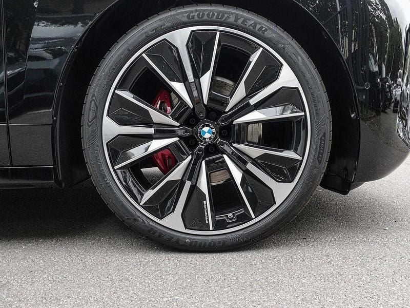 Gebraucht BMW iX M Sport 300 kW (408 PS) 2025 Schwarz SUV