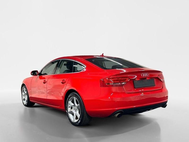 Gebraucht Audi A5 Sportback Ambiente 211 PS (155 kW) 2011 Rot Kleinwagen