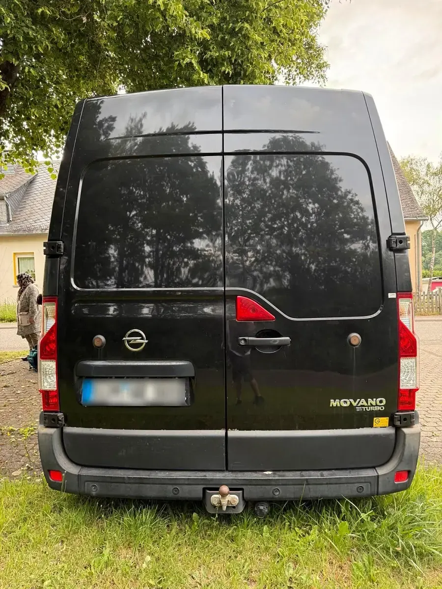 Gebraucht Opel Movano 145 PS (106 kW) 2016 Schwarz Van / Kleinbus