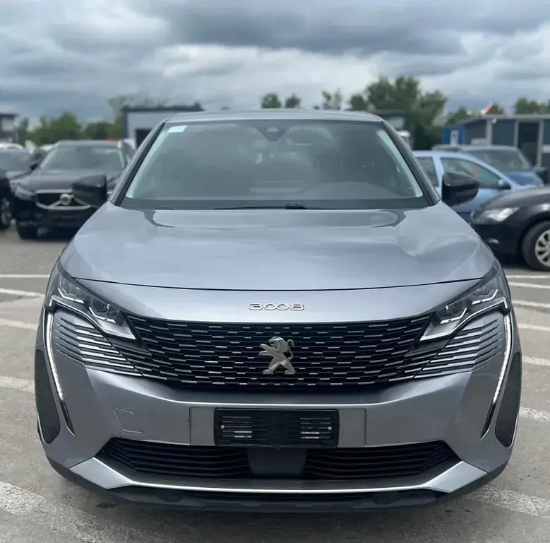Gebraucht Peugeot 3008 Allure 131 PS (96 kW) 2022 Grau SUV
