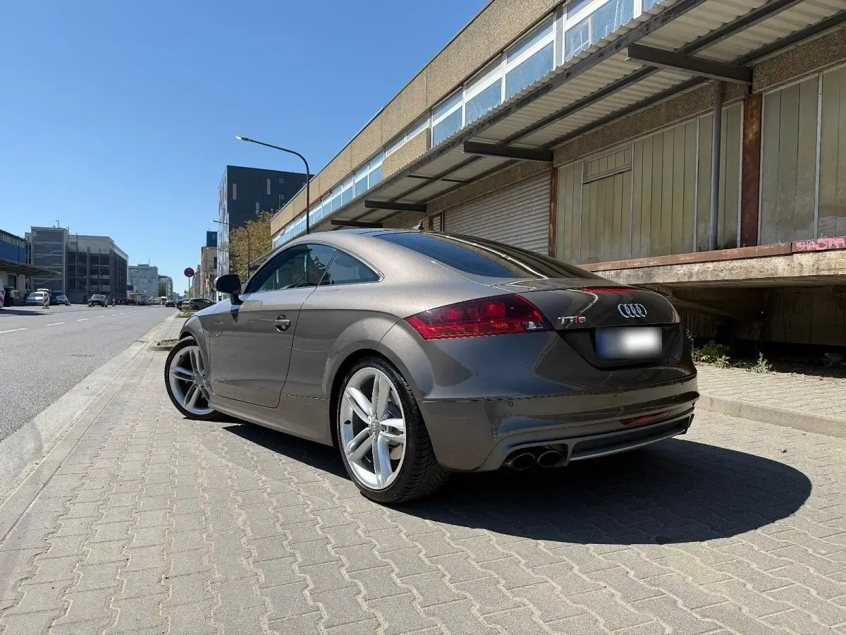 Gebraucht Audi TTS Design 272 PS (200 kW) 2011 Grau Coupé