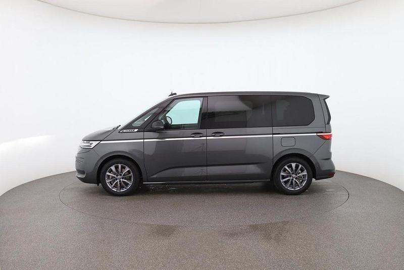 Usata VW Multivan Style 150 CV (110 kW) 2024 Grigio Monovolume