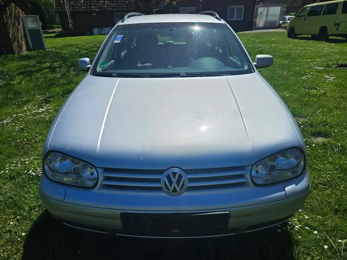 Gebraucht VW Golf IV 101 PS (74 kW) 2003 Silber Kombi