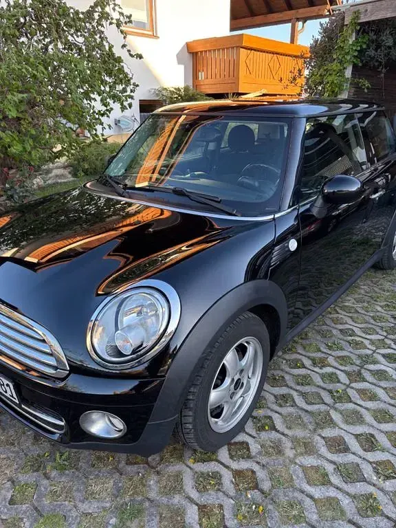 Used Mini Cooper D 109 HP (80 kW) 2009 Black Hatchback