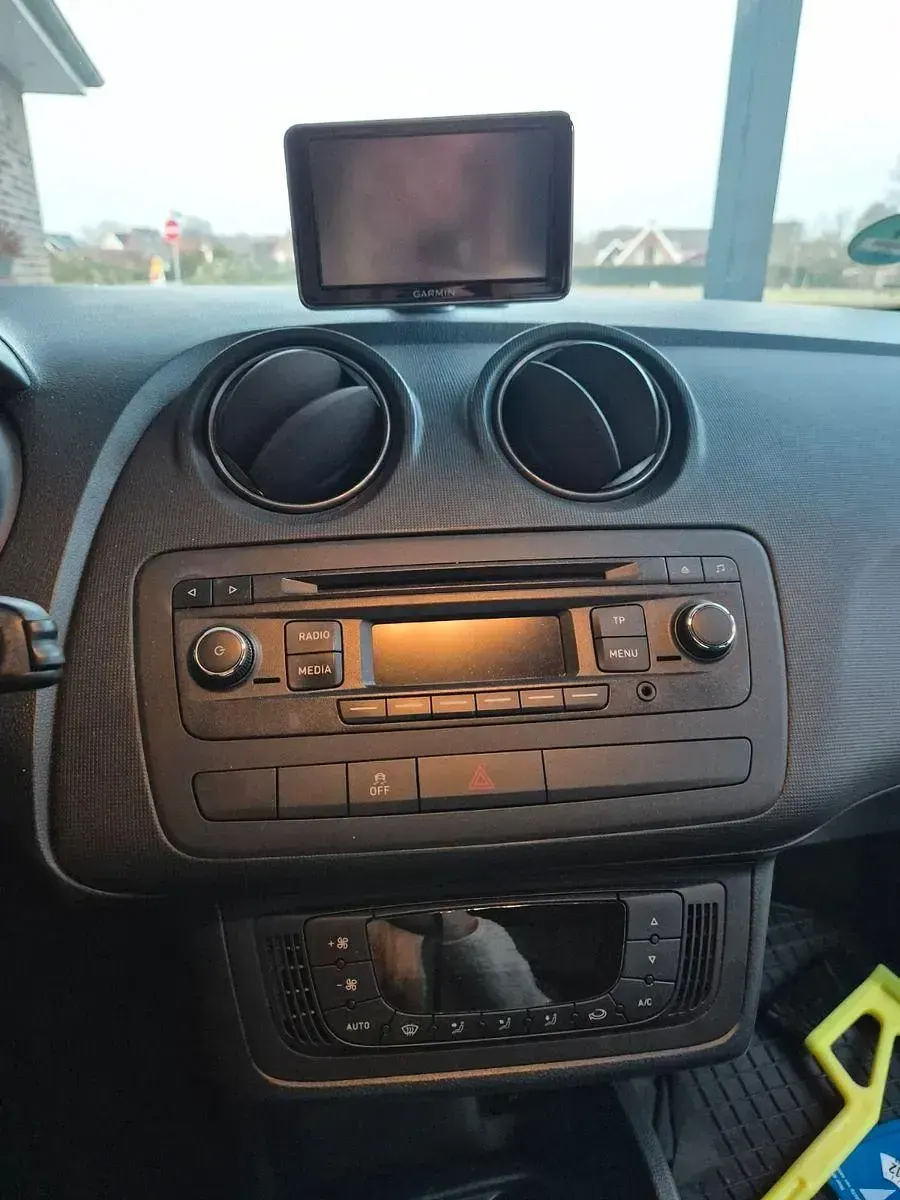 Gebraucht Seat Ibiza FR 105 PS (77 kW) 2015 Weiß Limousine