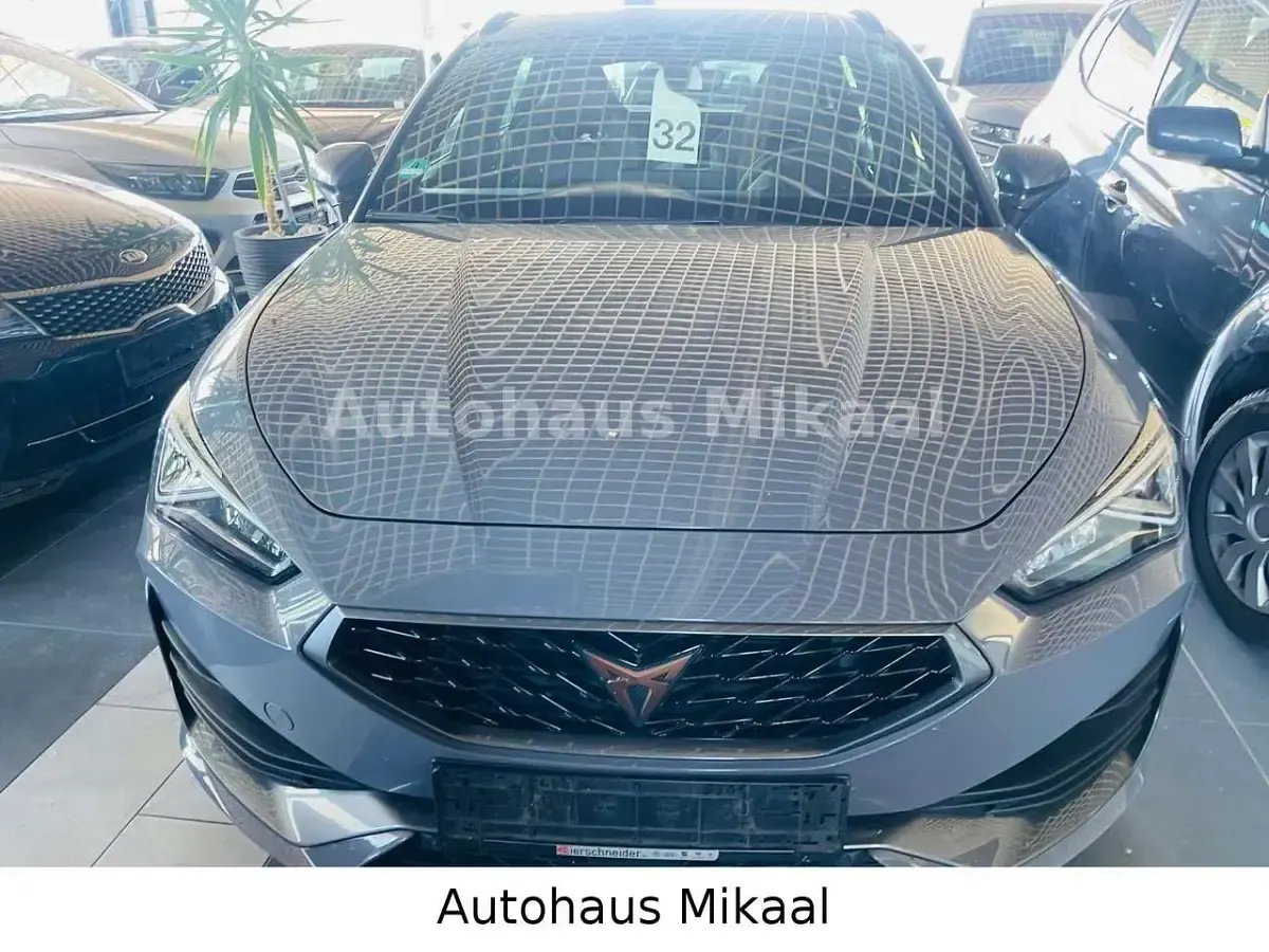 Gebraucht Cupra Leon 150 PS (110 kW) 2020 Graphene grey Kombi