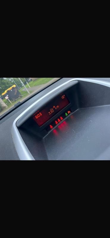 Gebraucht 2008 Peugeot 207 Limousine | 1.900 € - Bild 1/4