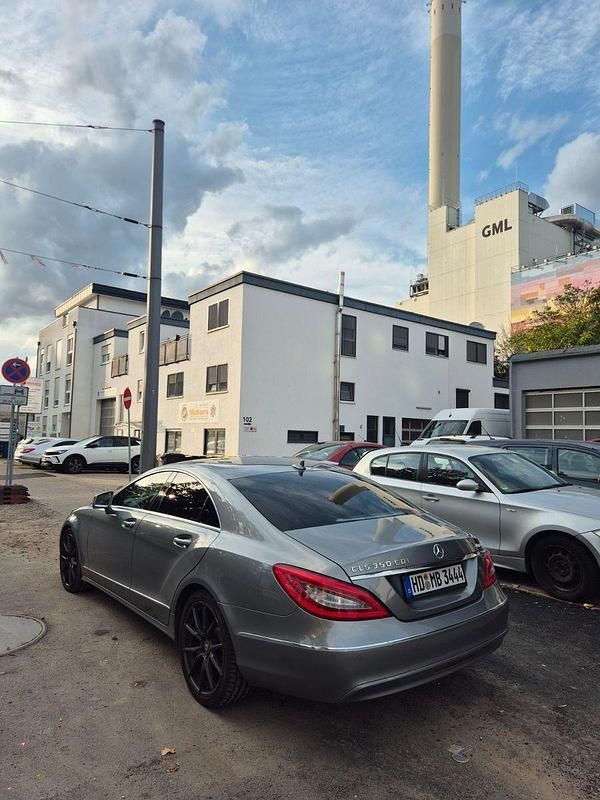 Grau Gebraucht 2012 Mercedes CLS350 Coupé | 13.500 € (Superpreis) - Bild 1/4