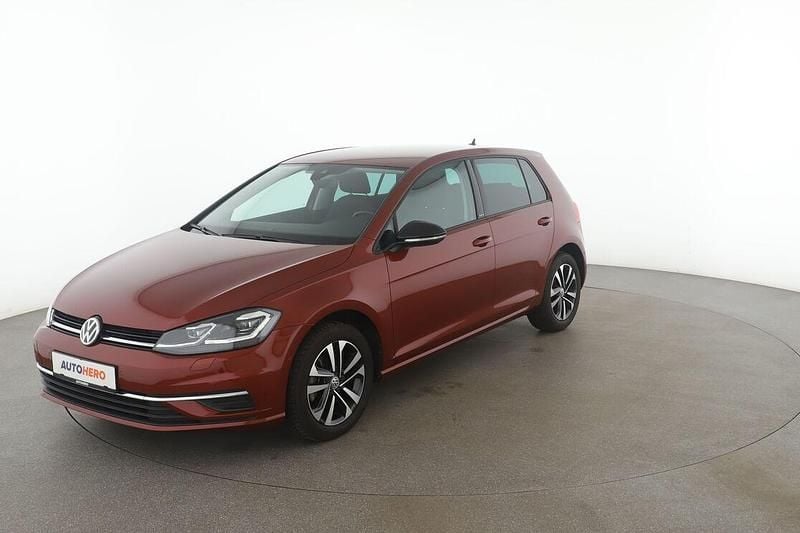 Rot Gebraucht 2020 VW Golf VII IQ Drive Limousine | 20.790 € (Guter Preis) - Bild 1/3