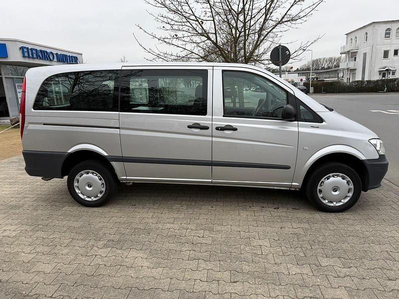 Gebraucht Mercedes Vito 163 PS (119 kW) 2014 Grau Van