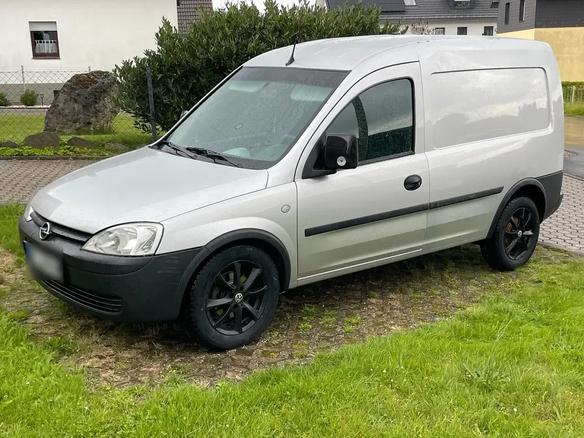 Gebraucht Opel Combo 85 PS (62 kW) 2010 Van / Kleinbus