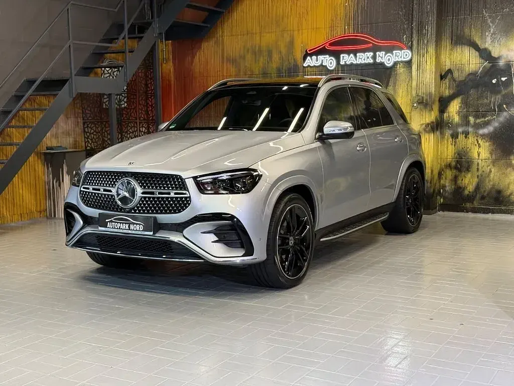 Gebraucht Mercedes GLE450 AMG line 367 PS (269 kW) 2024 Silber SUV