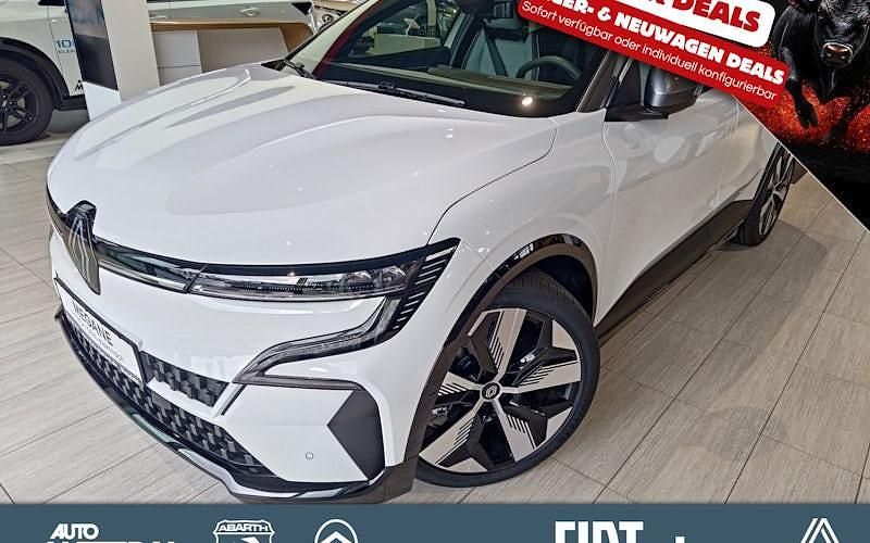 Grau Gebraucht 2023 Renault Megane E-Tech Techno Limousine | 29.990 € - Bild 1/4