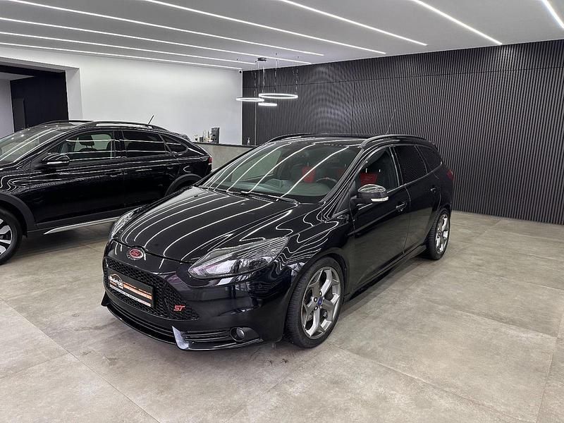 Gebraucht Ford Focus ST 250 PS (183 kW) 2014 Schwarz Kombi