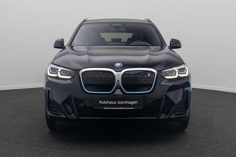 Gebraucht BMW iX3 Impressive 210 kW (286 PS) 2023 Schwarz SUV