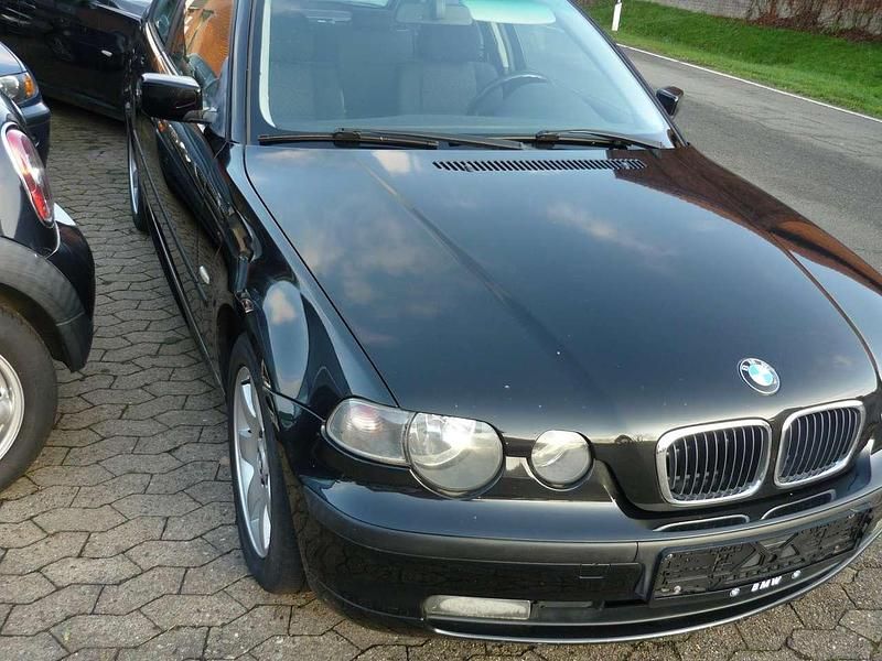 Schwarz Gebraucht 2003 BMW 316 Limousine | 1.500 € (Superpreis) - Bild 1/4