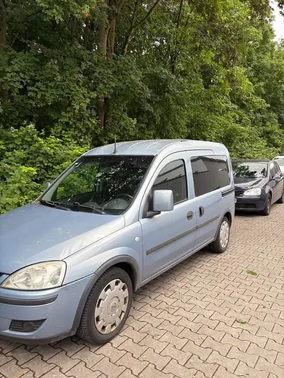 Gebraucht Opel Combo 101 PS (74 kW) 2008 Blau Van / Kleinbus