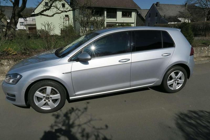 Gebraucht VW Golf VII Cup 122 PS (89 kW) 2014 Reflexsilber metallic Kleinwagen
