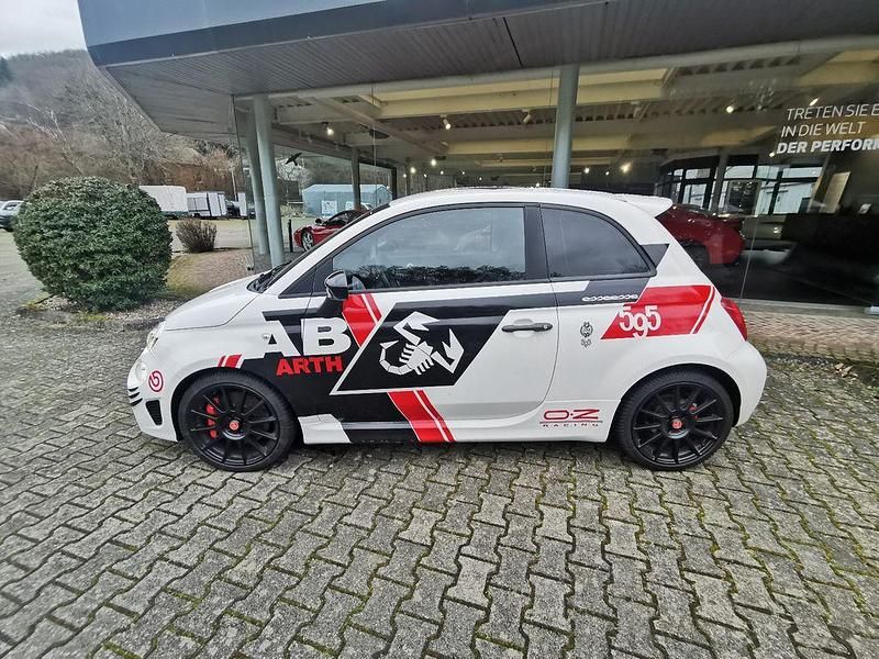 Gebraucht Abarth 595 70th Anniversary 179 PS (131 kW) 2020 Weiß