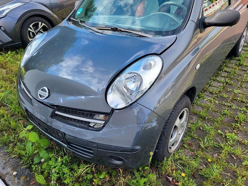 Grau Gebraucht 2007 Nissan Micra Kleinwagen | 600 € - Bild 1/4