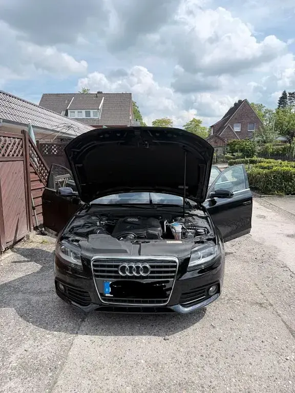 Gebraucht Audi A4 Ambiente 120 PS (88 kW) 2011 Schwarz Limousine