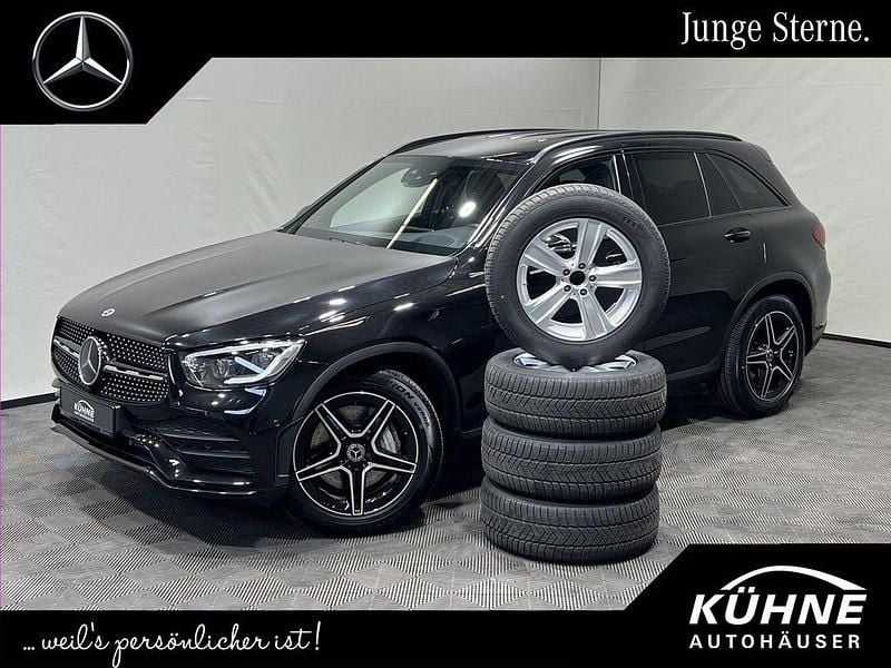 Lack obsidianschwarz Gebraucht 2021 Mercedes GLC400d AMG SUV | 44.480 € (Fairer Preis) - Bild 1/4