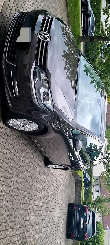 Braun Gebraucht 2014 VW Sharan Van / Kleinbus | 14.000 € (Fairer Preis) - Bild 1/4