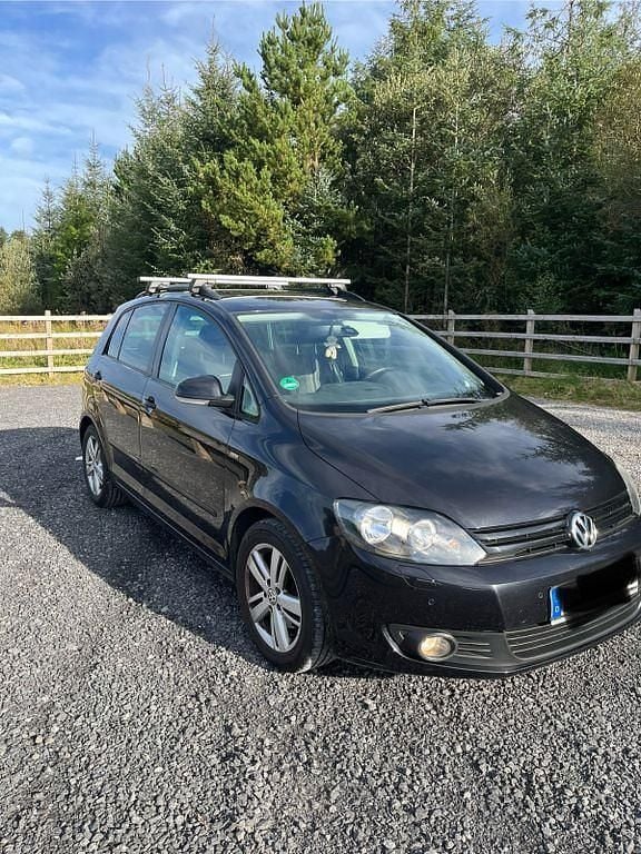 Schwarz Gebraucht 2012 VW Golf Plus Van / Kleinbus | 6.700 € (Fairer Preis) - Bild 1/4