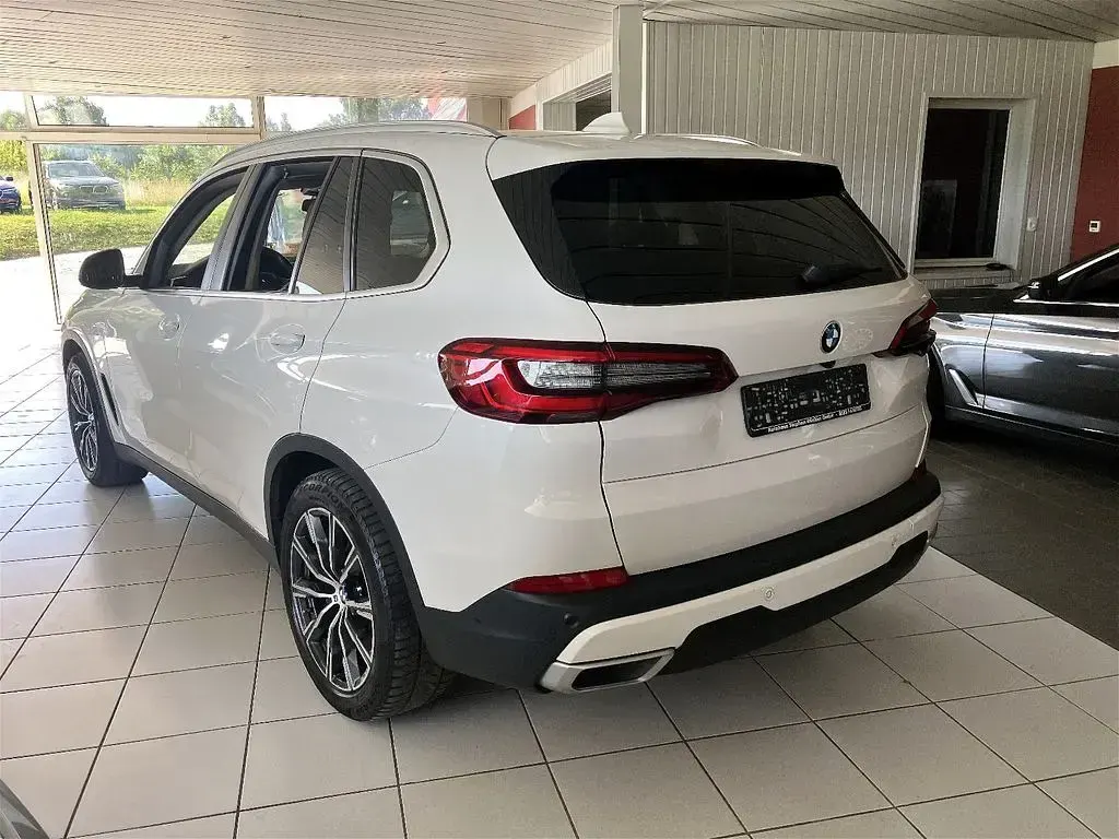 Gebraucht BMW X5 Sport Line 265 PS (194 kW) 2019 Weiß SUV